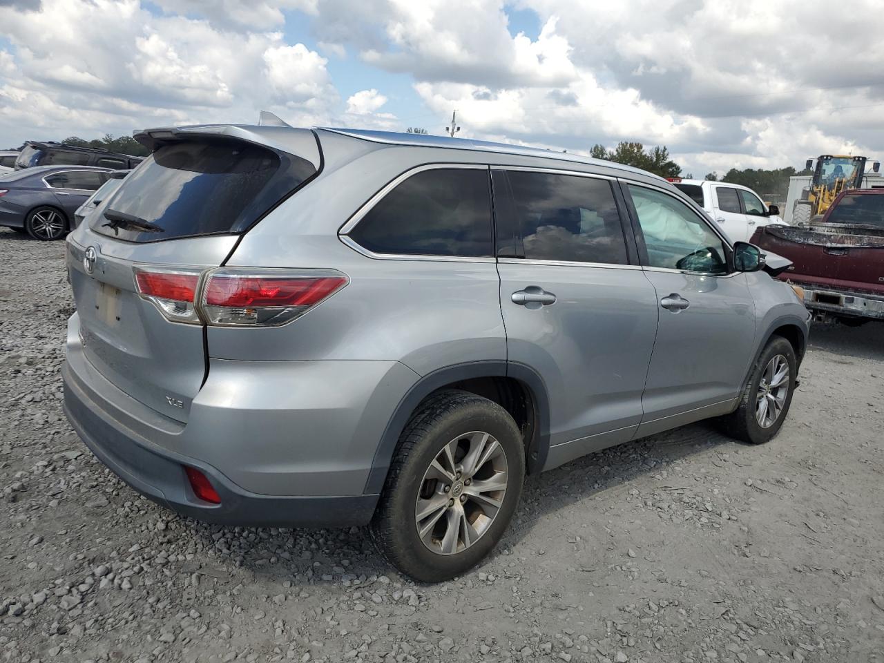 TOYOTA HIGHLANDER XLE