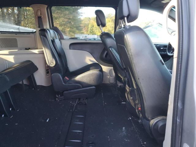 2016 DODGE GRAND CARA 2C4RDGCG7GR330389