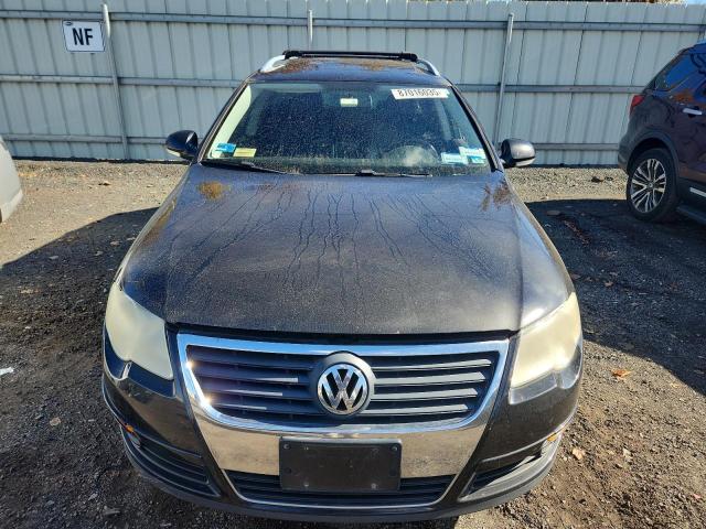 2010 VOLKSWAGEN PASSAT KOM - WVWXM7AN2AE155613