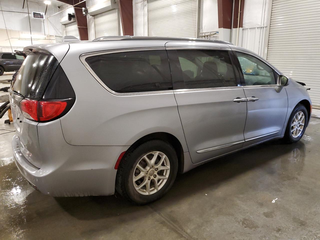 CHRYSLER PACIFICA TOURING L