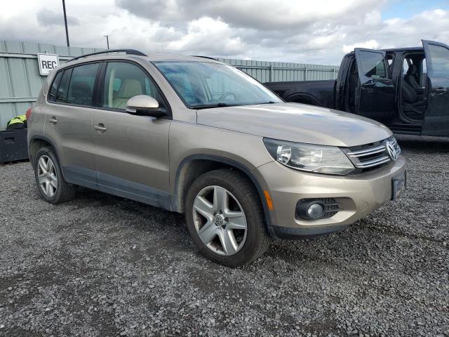 2016 VOLKSWAGEN TIGUAN COM WVGJV7AX3GW074154