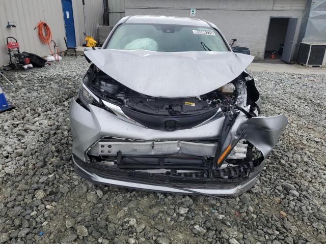 2025 TOYOTA SIENNA LE 5TDKRKECXSS230139