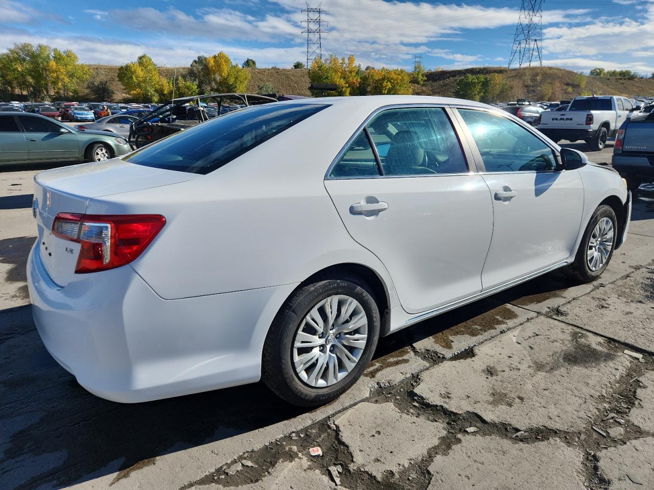 TOYOTA CAMRY L