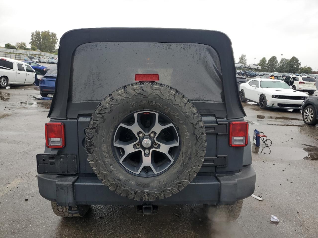 JEEP WRANGLER SAHARA