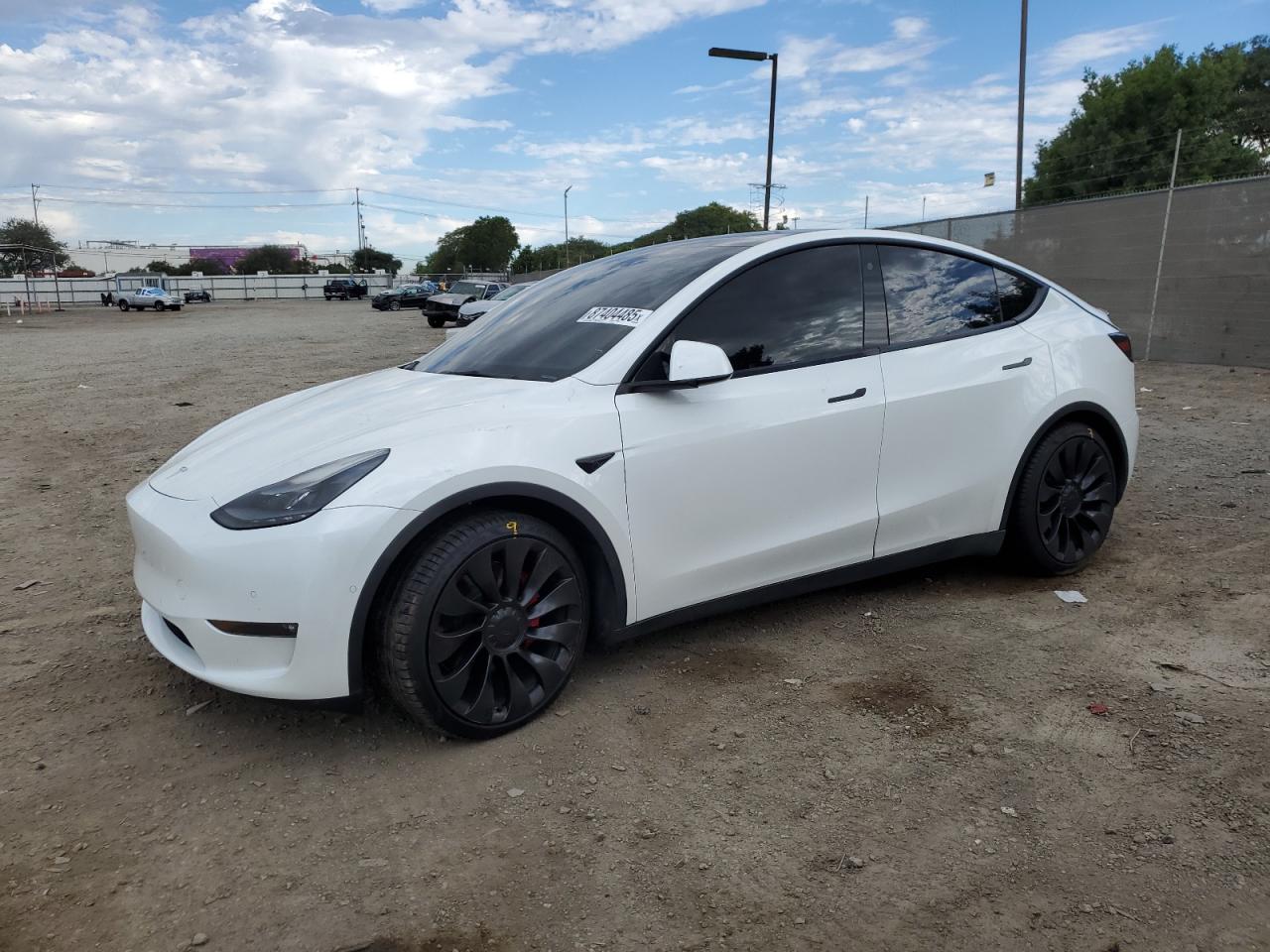 TESLA MODEL Y
