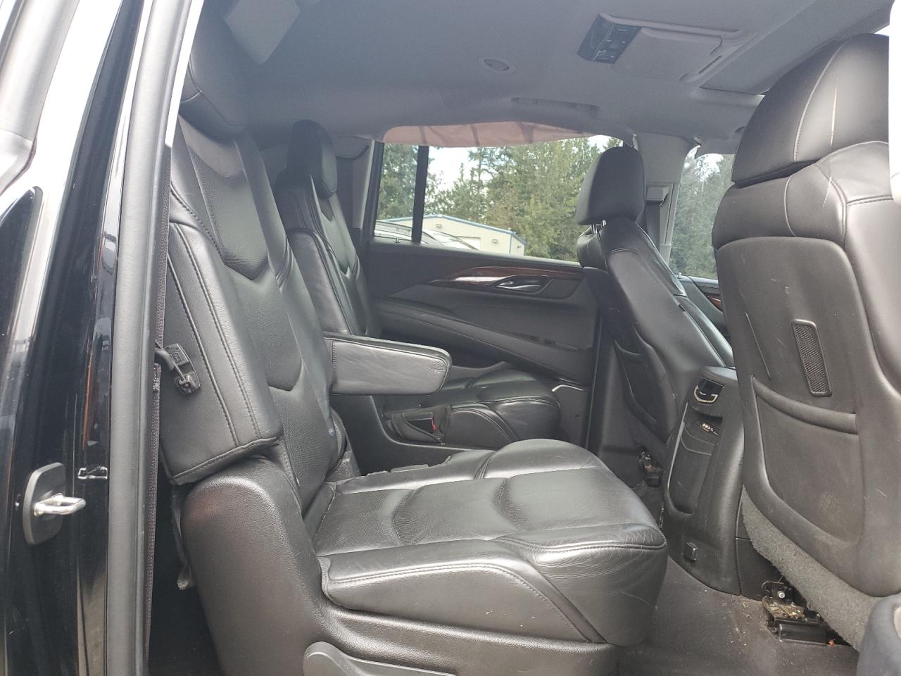 CADILLAC ESCALADE ESV PREMIUM