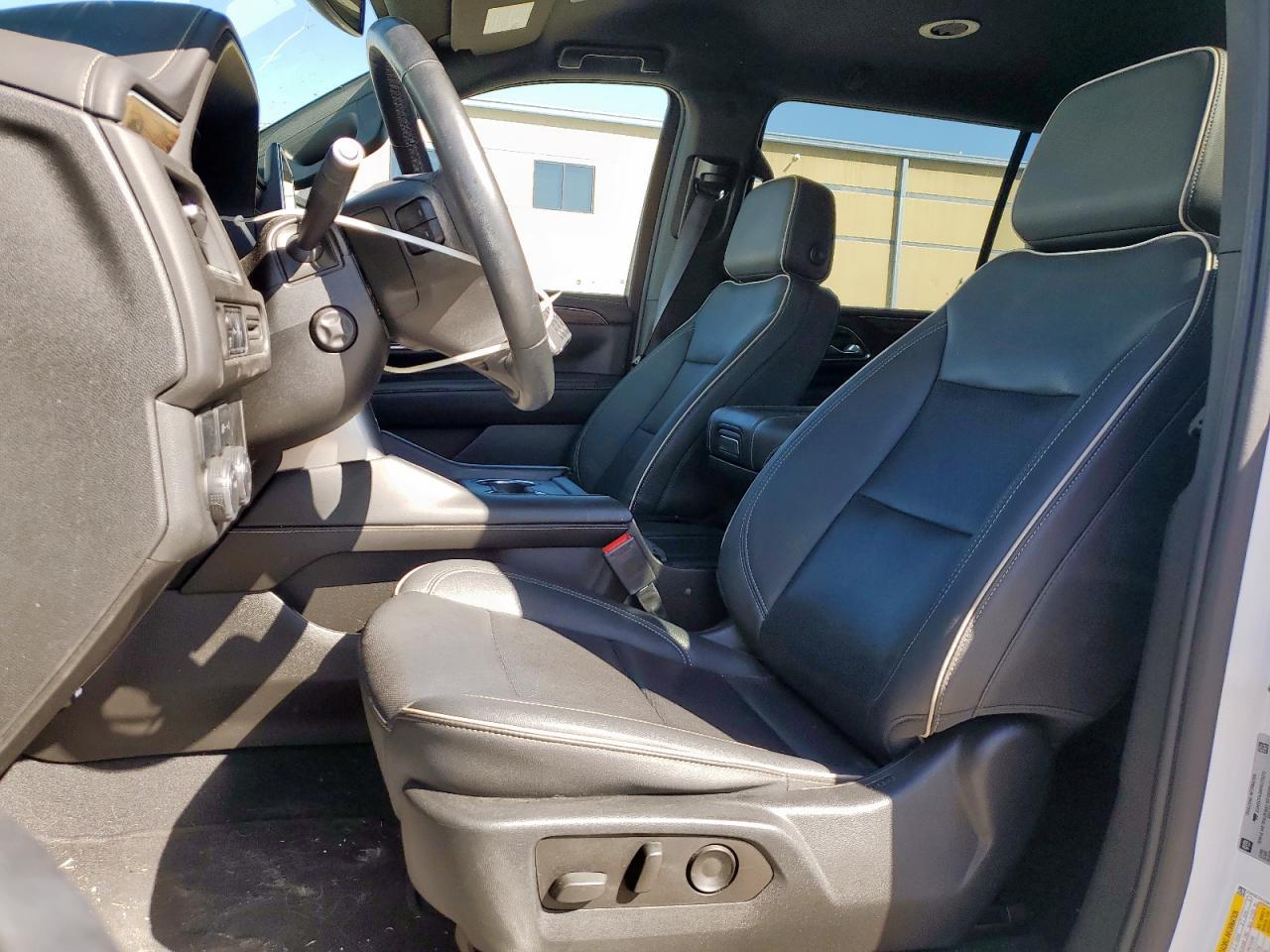 CHEVROLET SUBURBAN C1500 PREMIER