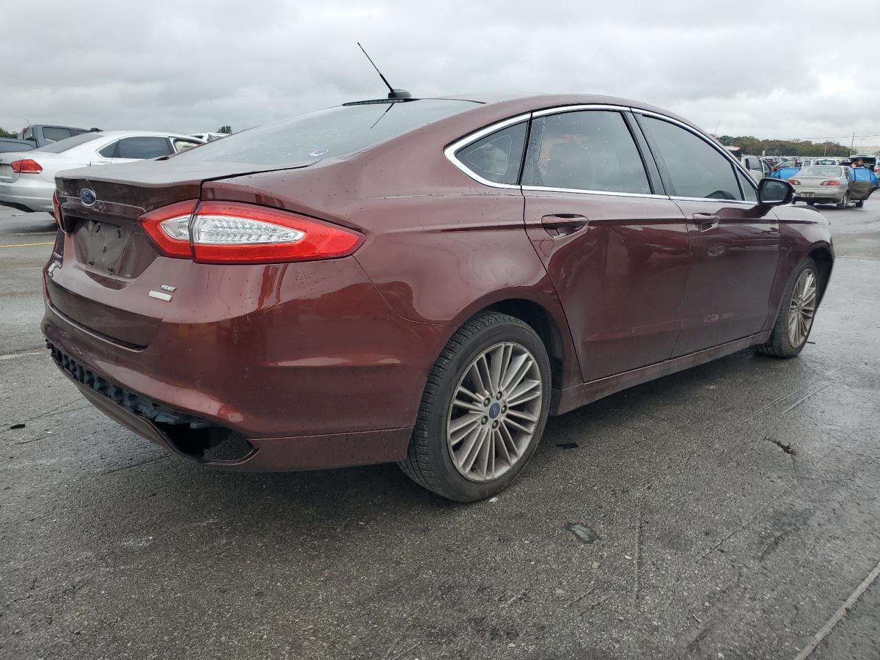 FORD FUSION SE