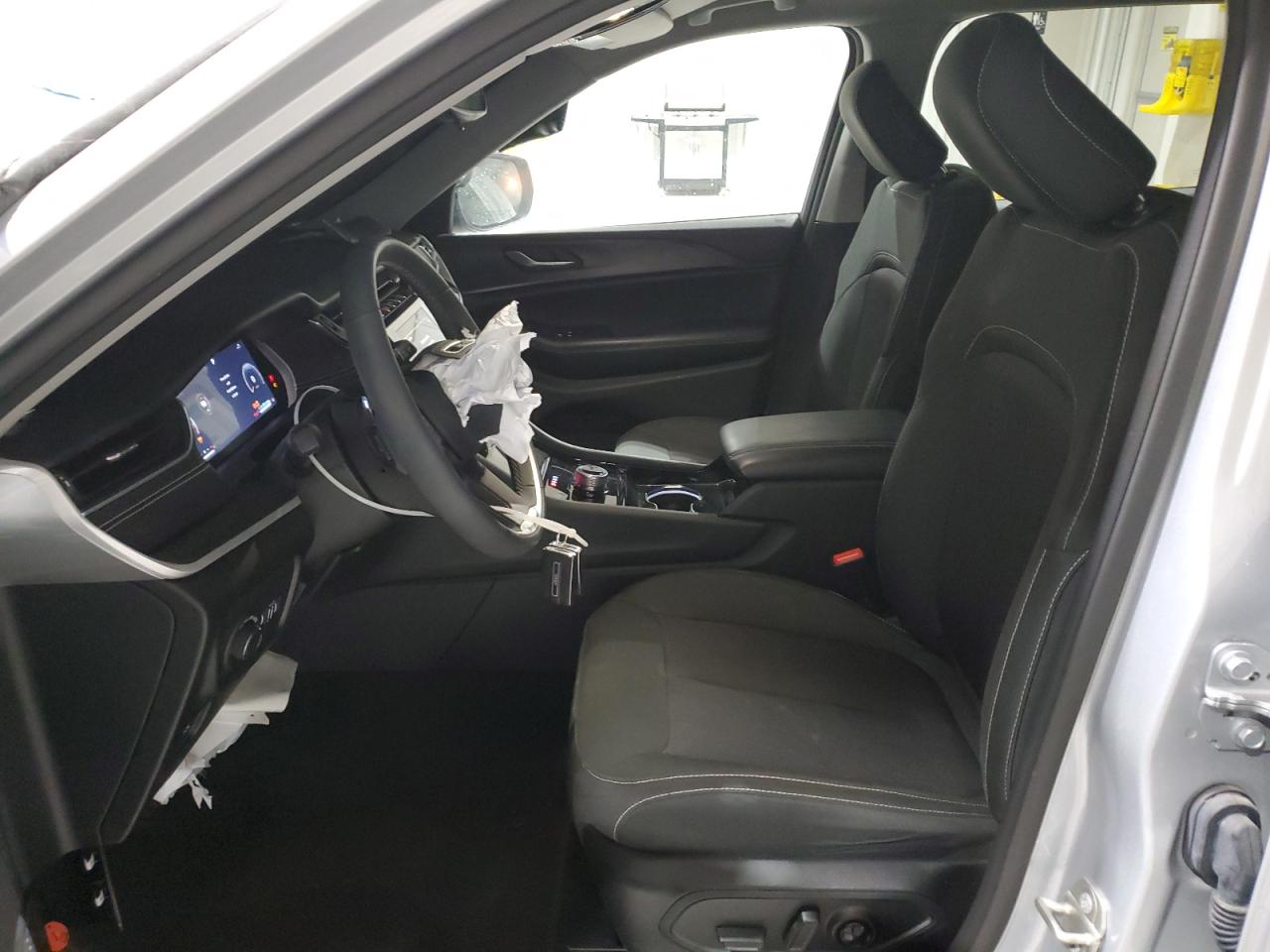 JEEP GRAND CHEROKEE L LAREDO