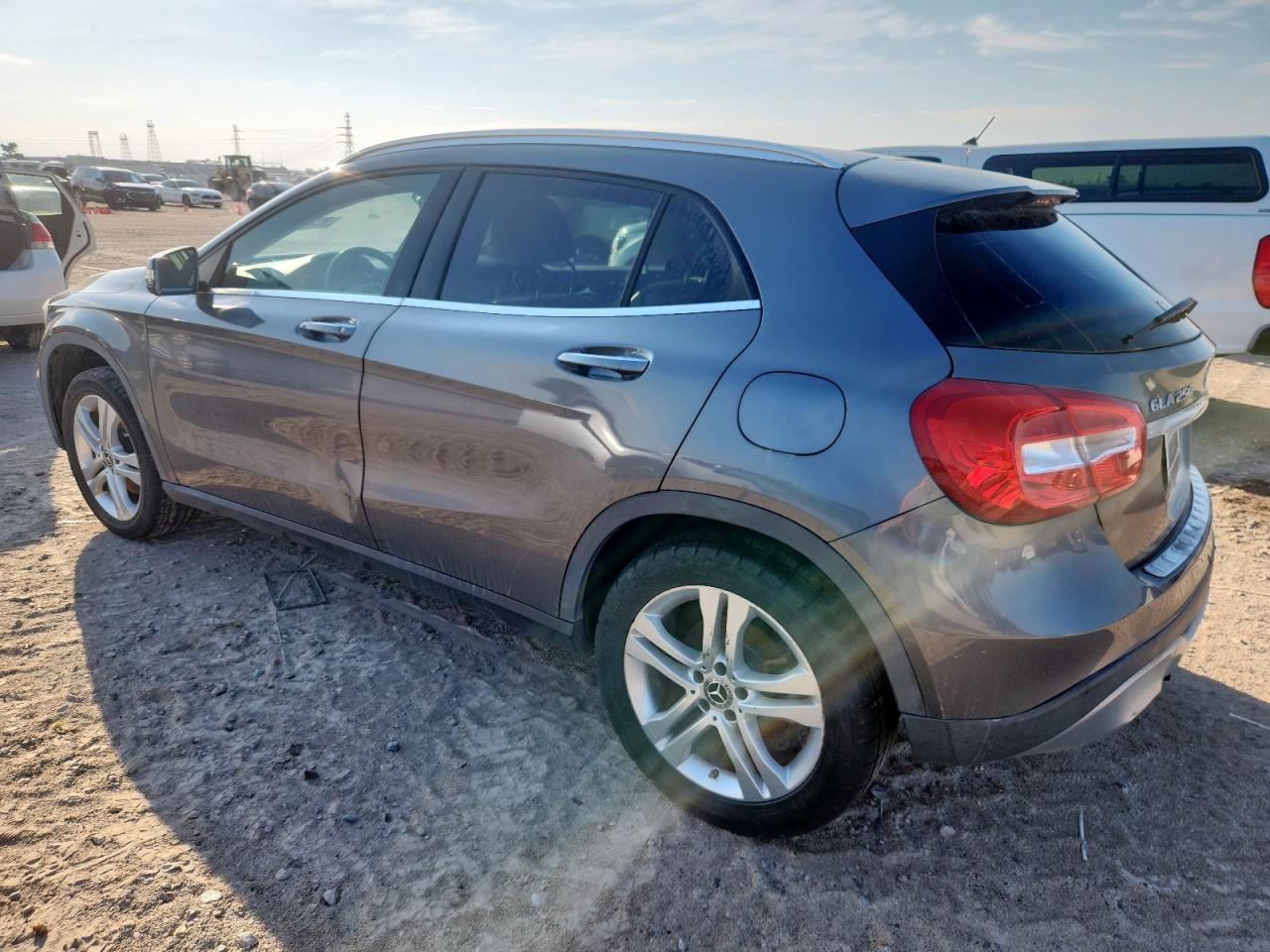 MERCEDES-BENZ GLA-CLASS 250 4MATIC