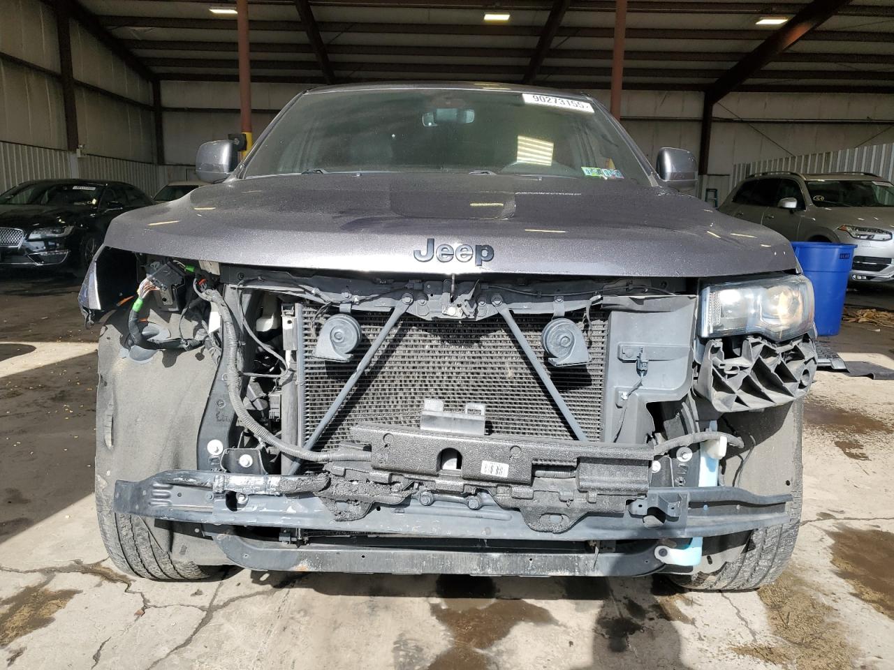 JEEP GRAND CHEROKEE LAREDO