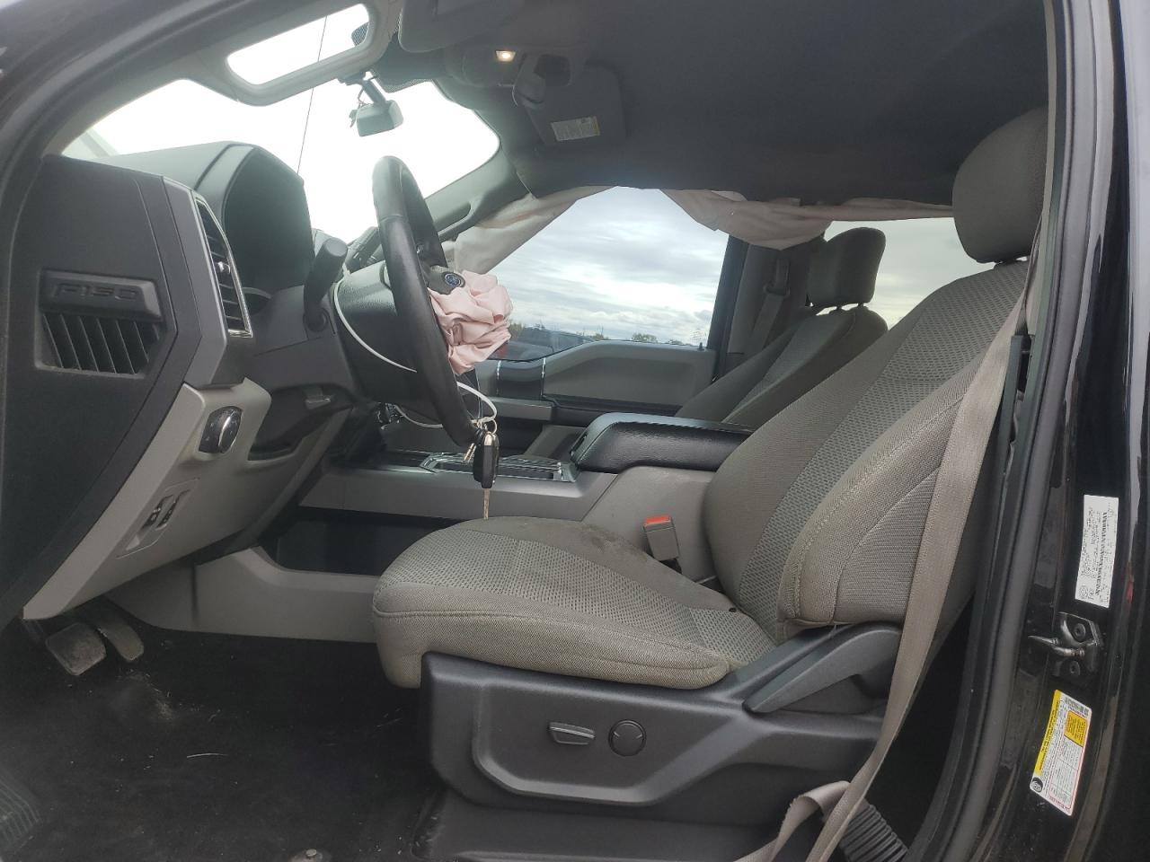 FORD F-150 SUPERCREW