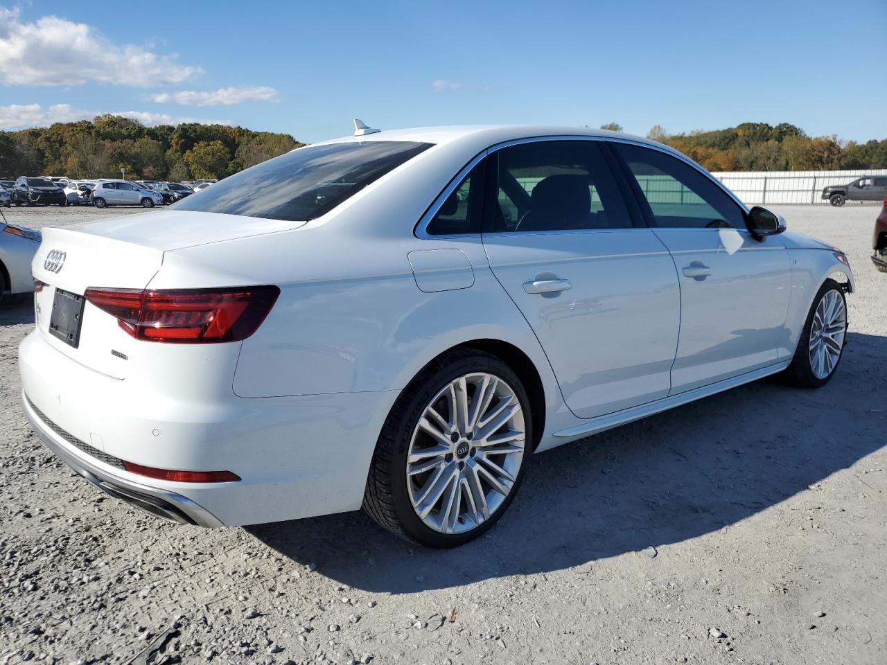 AUDI A4 PREMIUM PLUS
