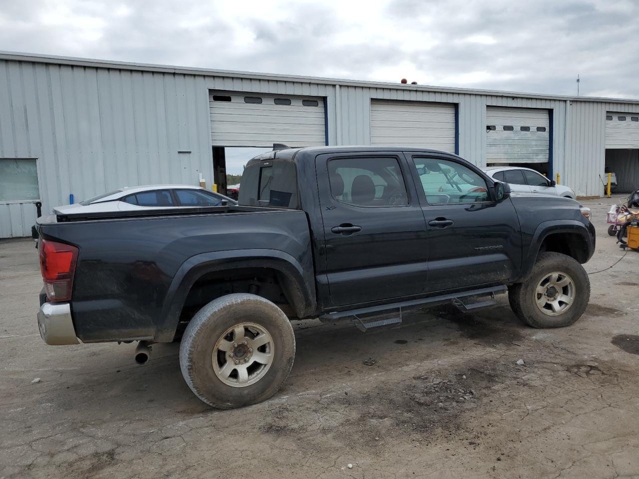 TOYOTA TACOMA DOUBLE CAB