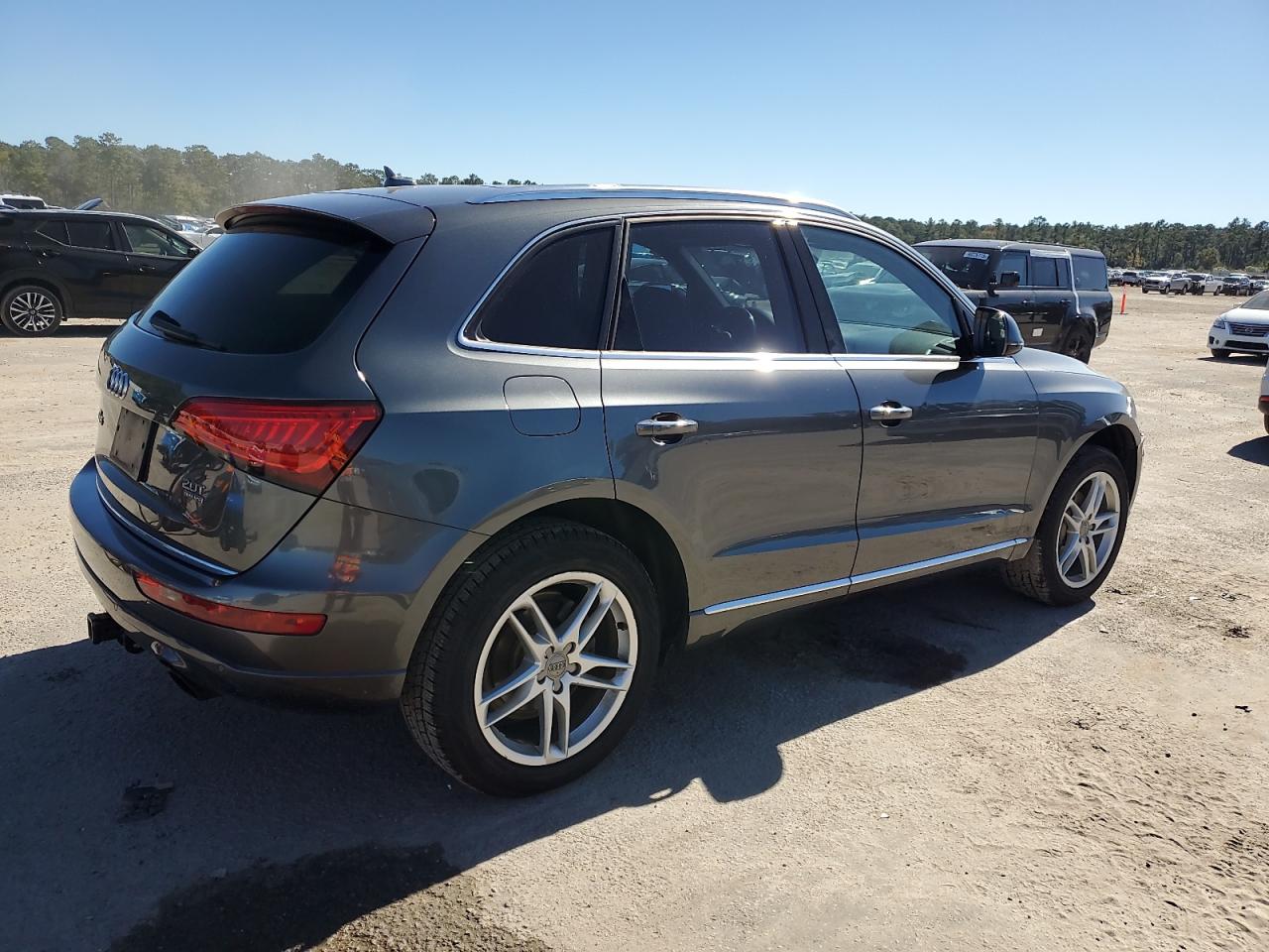 AUDI Q5 PREMIUM PLUS