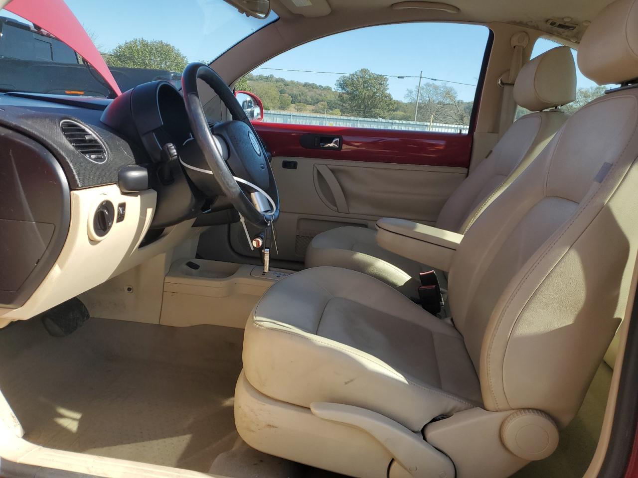 VOLKSWAGEN BEETLE NEW BEETLE