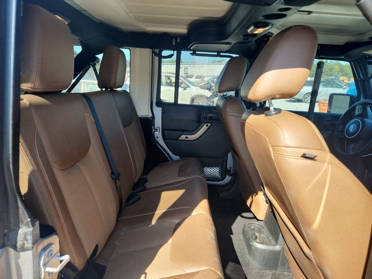 JEEP WRANGLER SAHARA