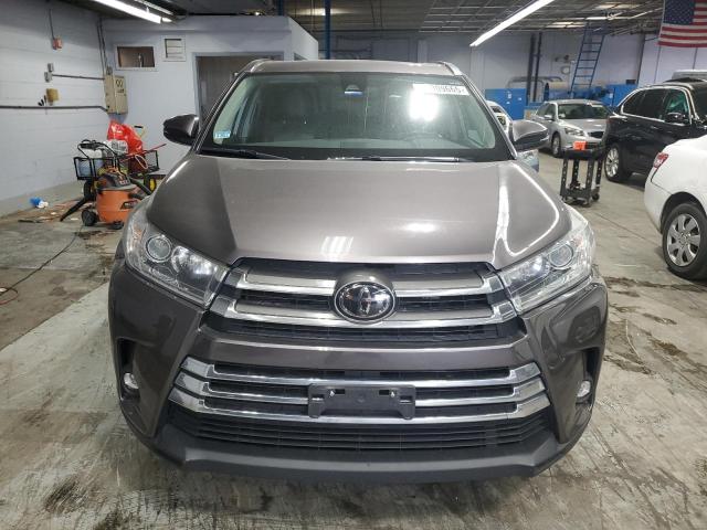 2019 TOYOTA HIGHLANDER - 5TDDZRFH5KS965221