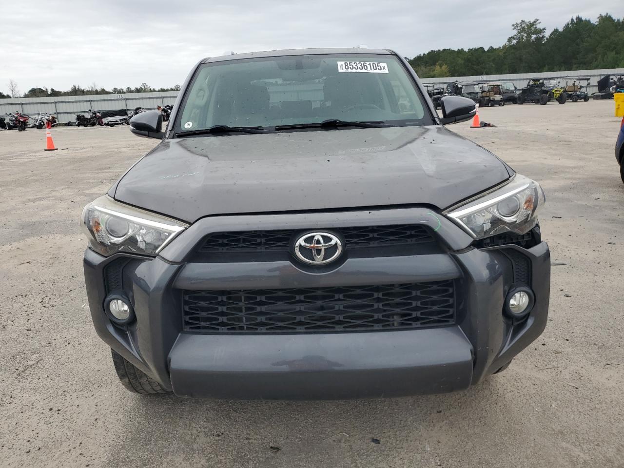 TOYOTA 4RUNNER SR5
