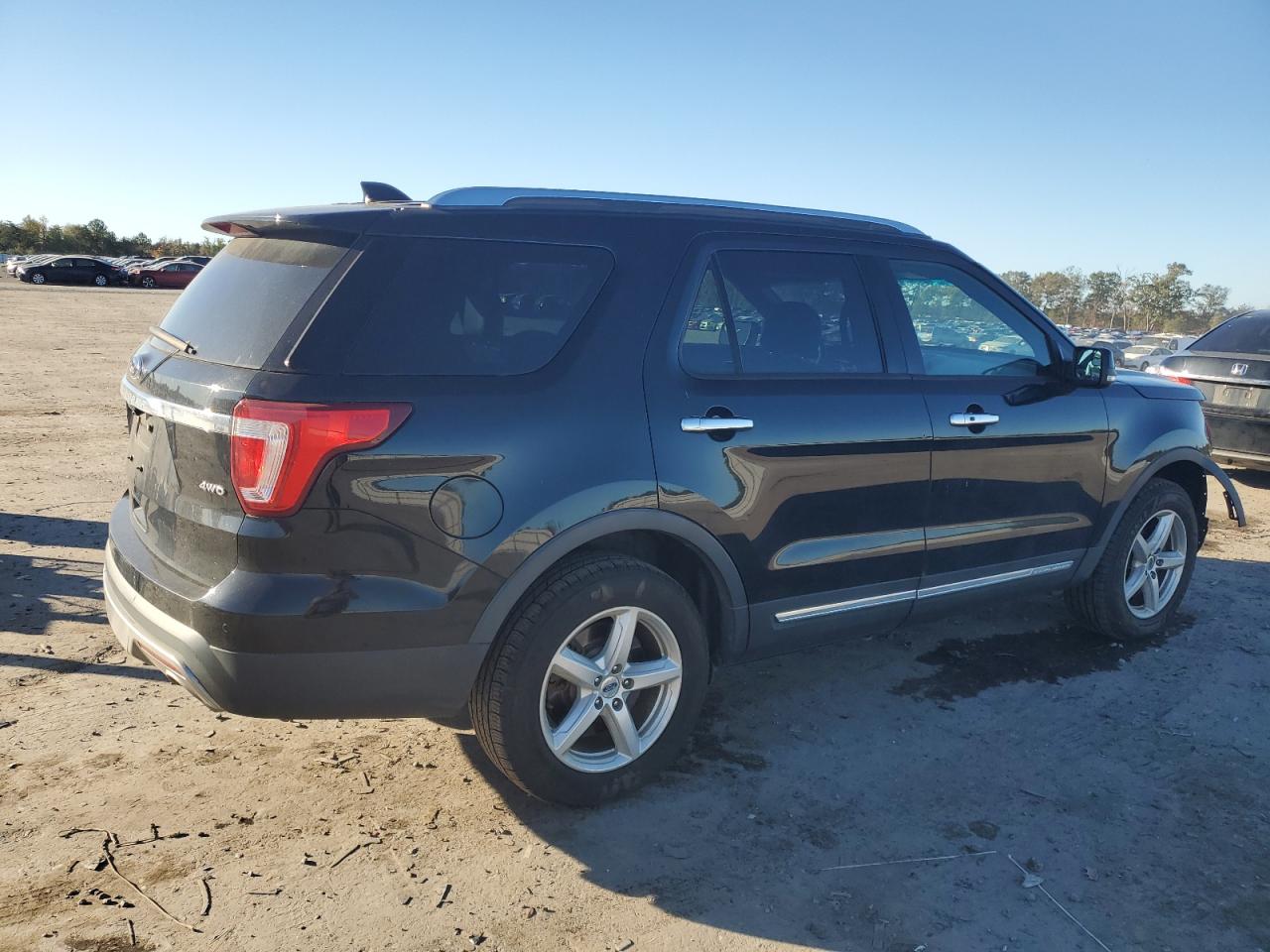 FORD EXPLORER LIMITED