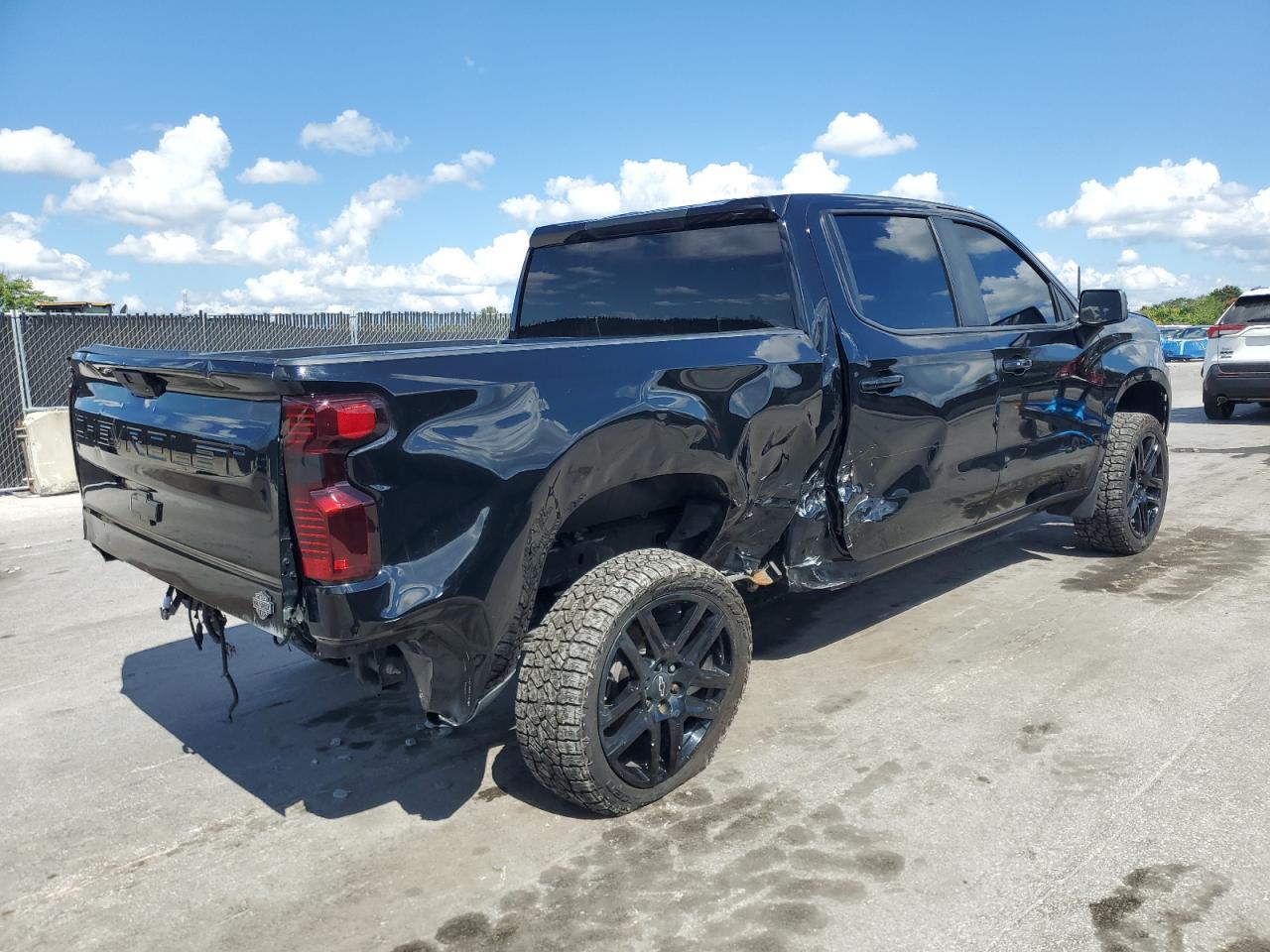 CHEVROLET SILVERADO C1500 LT