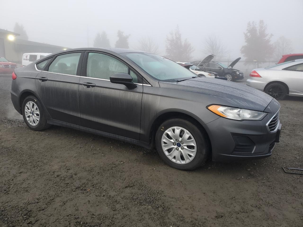 FORD FUSION S
