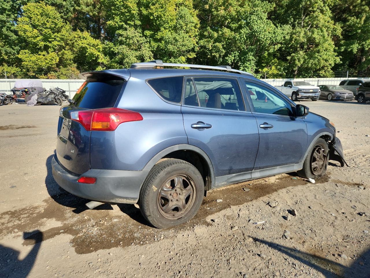 TOYOTA RAV4 LE