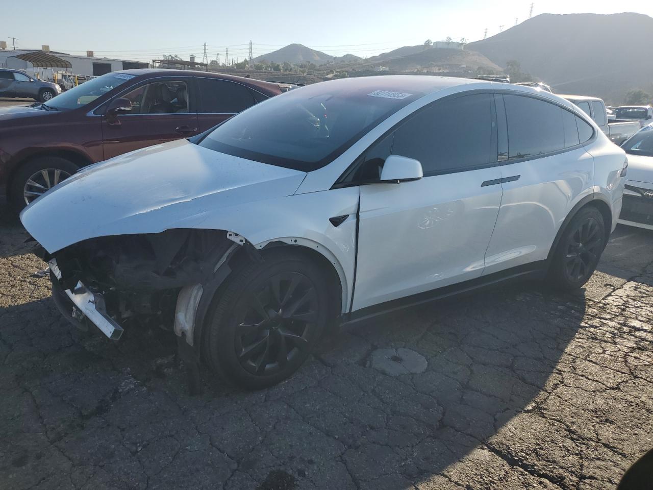TESLA MODEL X