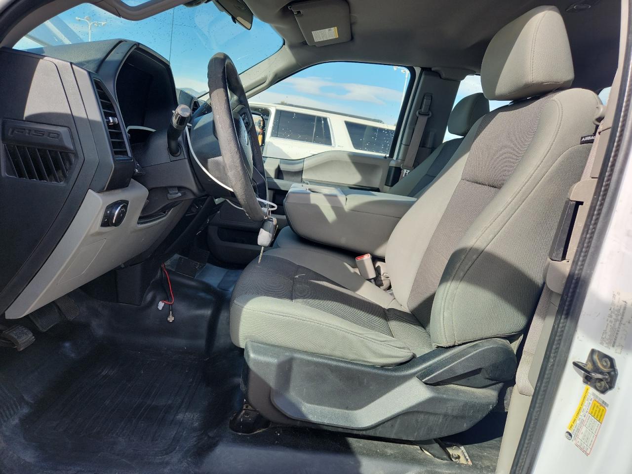 FORD F-150 SUPER CAB