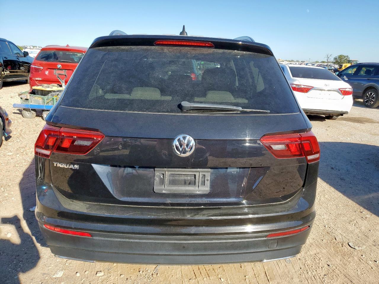 VOLKSWAGEN TIGUAN S