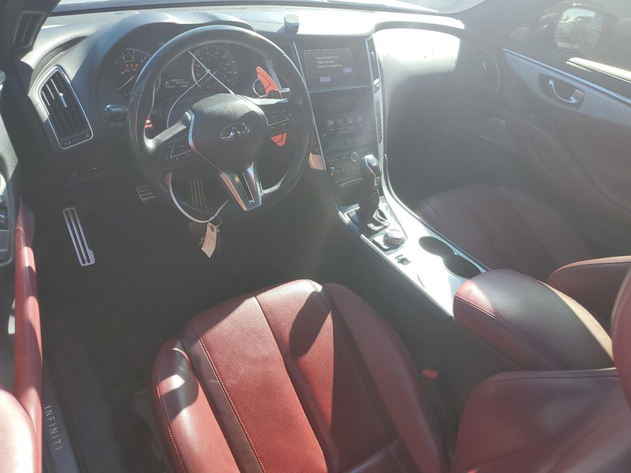 INFINITI Q60 RED SPORT 400