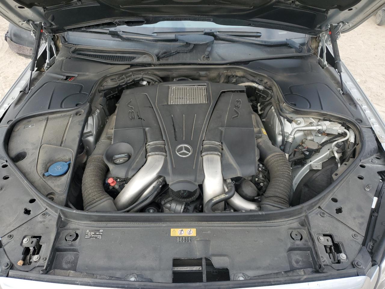 MERCEDES-BENZ S-CLASS 550