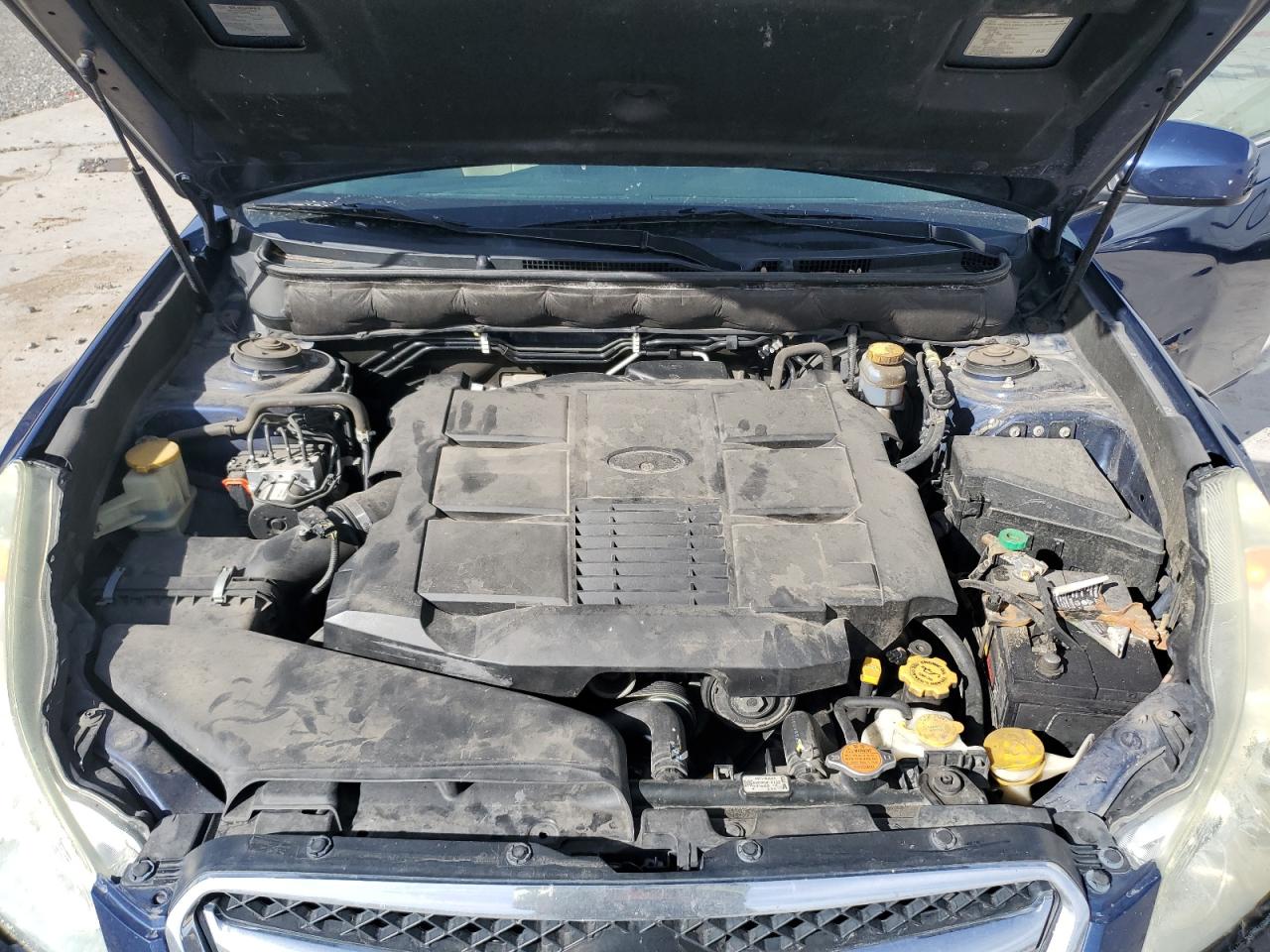 SUBARU LEGACY 3.6R LIMITED