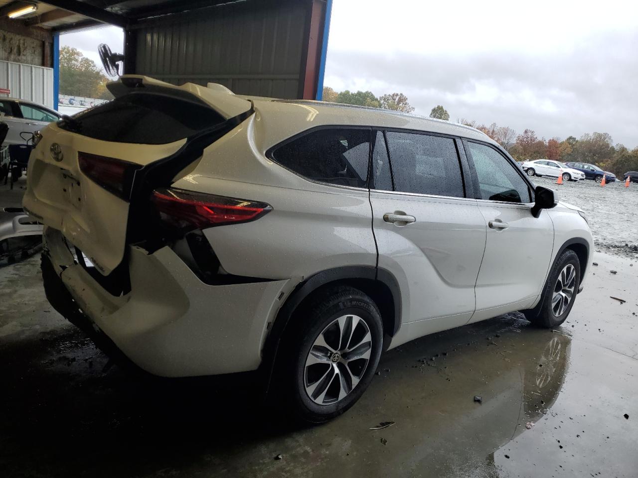 TOYOTA HIGHLANDER XLE