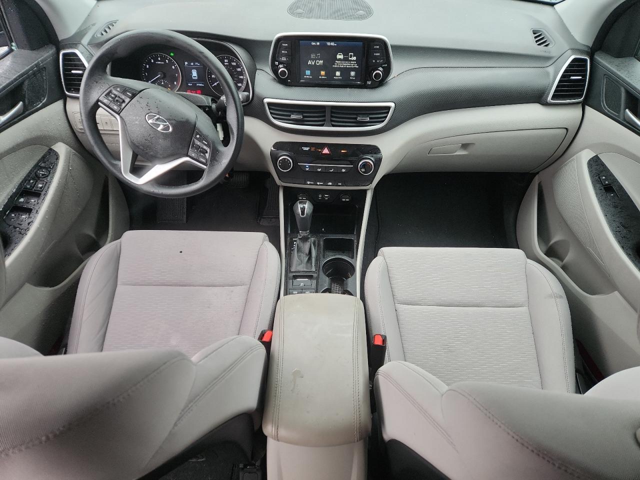 HYUNDAI TUCSON SE