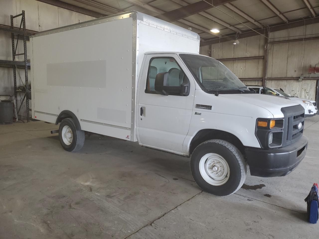 FORD ECONOLINE E350 SUPER DUTY CUTAWAY VAN