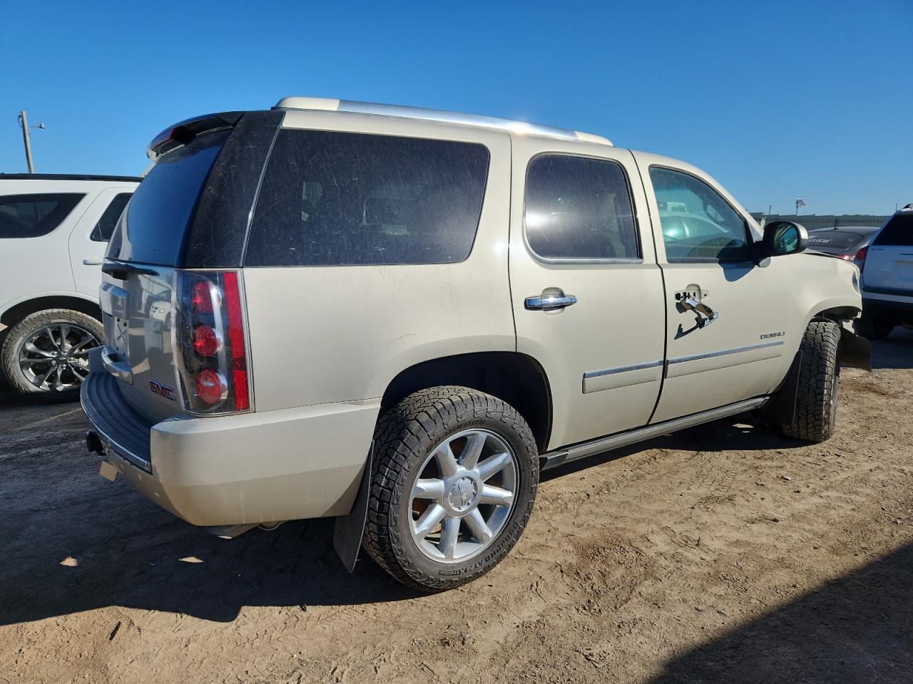GMC YUKON DENALI