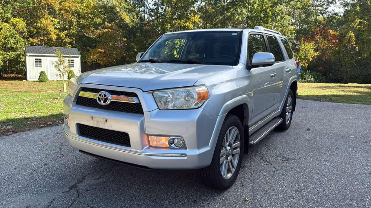 TOYOTA 4RUNNER SR5