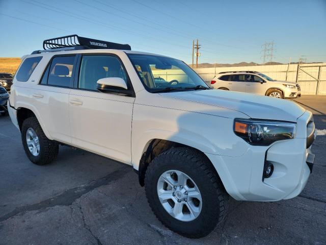 2021 TOYOTA 4RUNNER SR - JTEMU5JR6M5969757