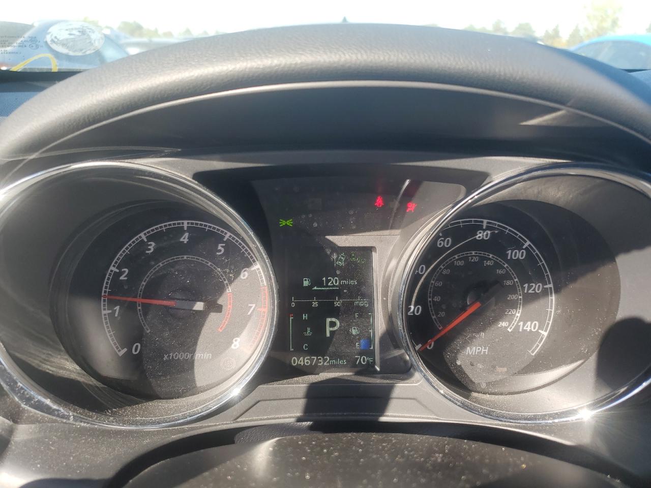 MITSUBISHI OUTLANDER SE