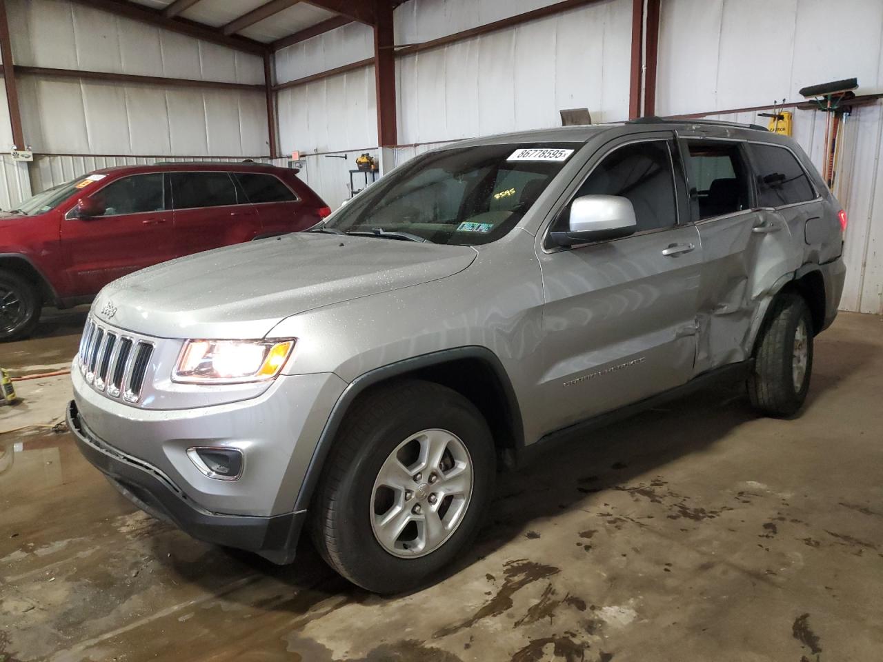 JEEP GRAND CHEROKEE LAREDO