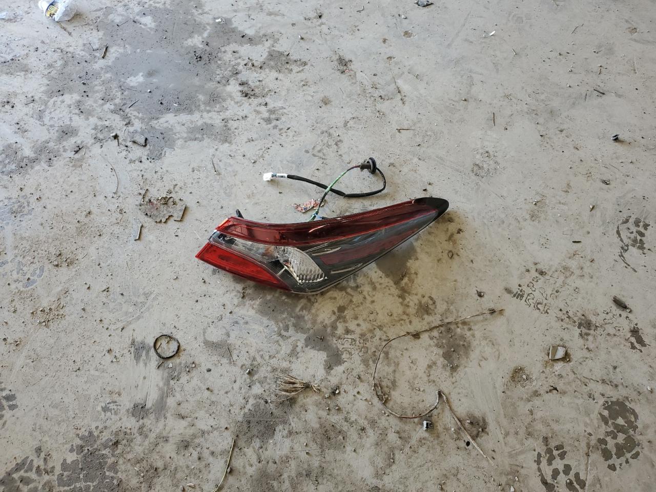 TOYOTA CAMRY SE NIGHT SHADE