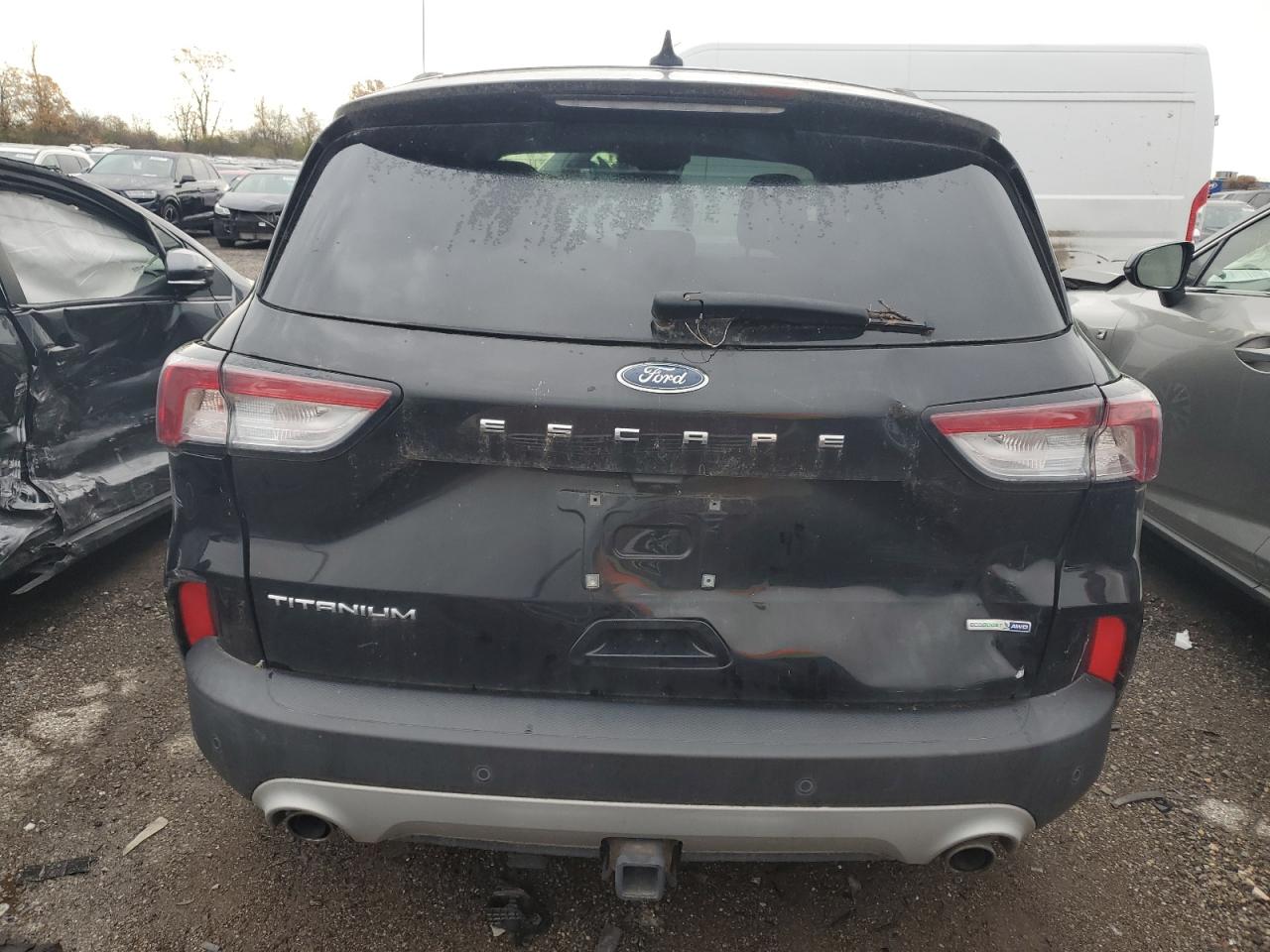 FORD ESCAPE TITANIUM