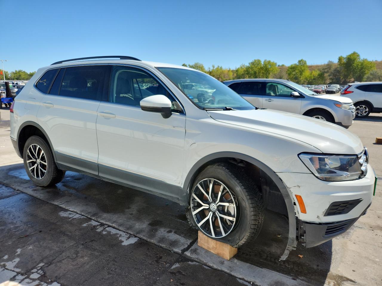 VOLKSWAGEN TIGUAN SE