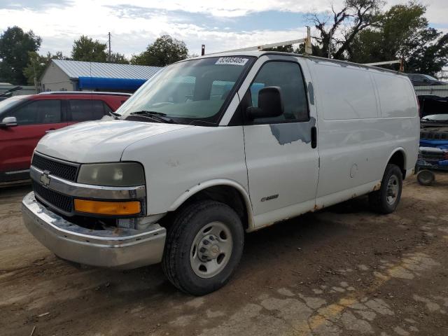 Global Auto Auctions: 2004 CHEVROLET EXPRESS G2