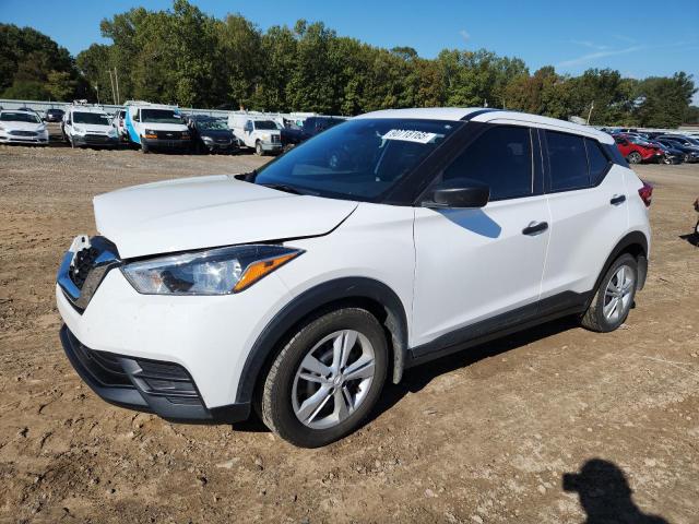 NISSAN KICKS S