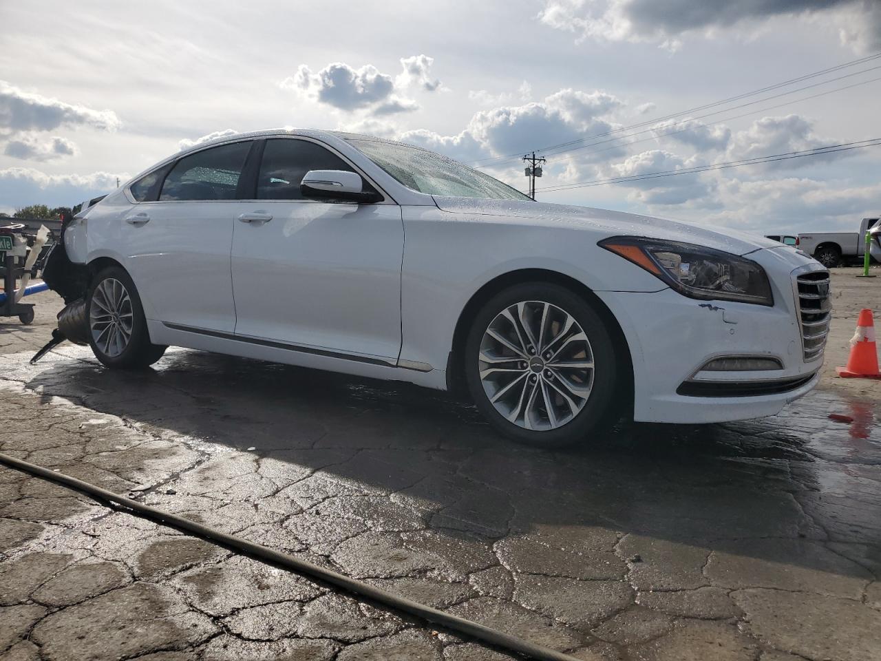 HYUNDAI GENESIS BASE