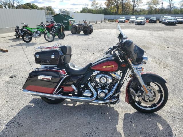 Global Auto Auctions: 2010 HARLEY-DAVIDSON FLHX