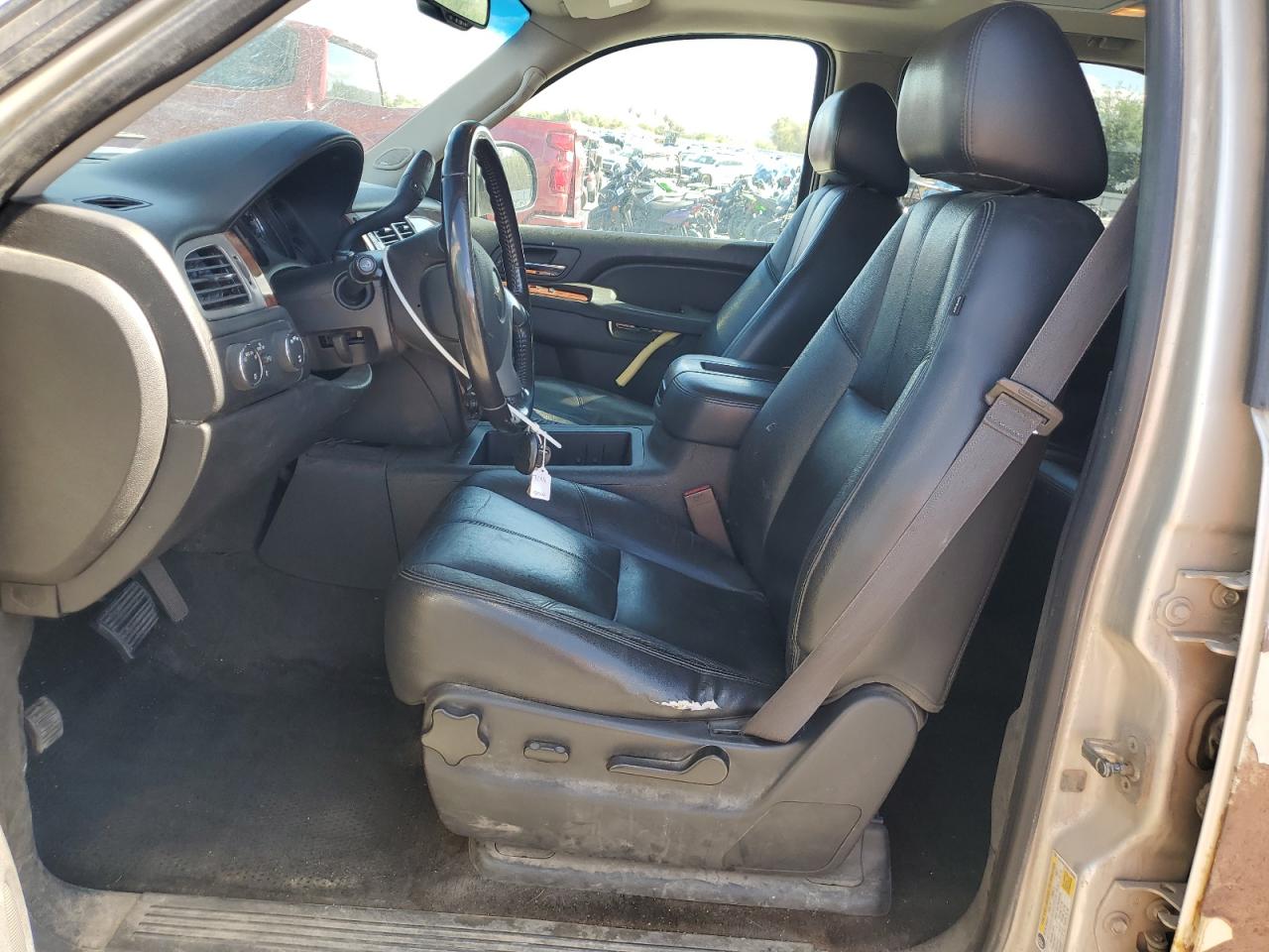 CHEVROLET TAHOE K1500 LT