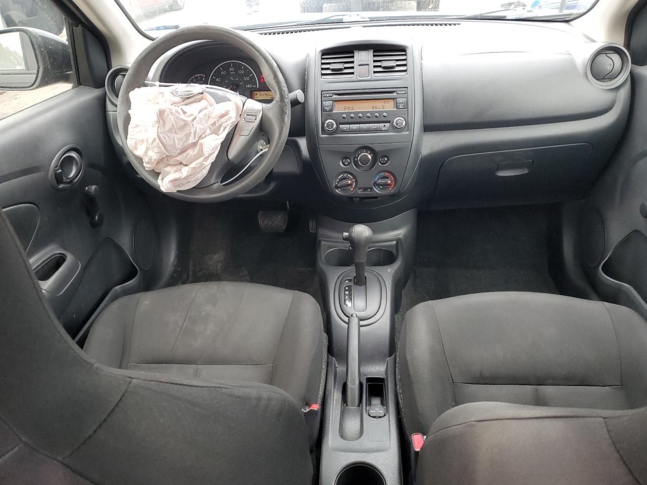 NISSAN VERSA S